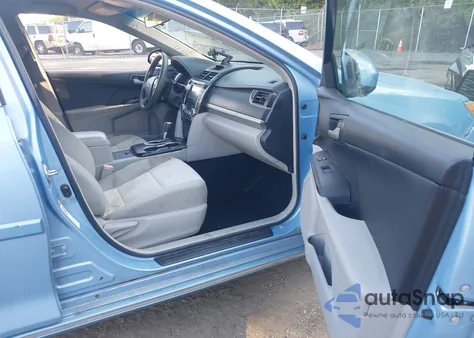 2014 Toyota Camry Le z USA, uszkodzony, nr VIN 4T4BF1FK3ER341805